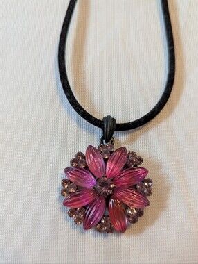 Pink Flower Pendant Necklace